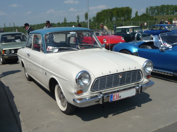 Ford P4 Taunus 12m Front rechts