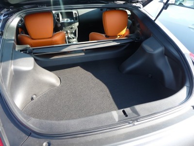 Nissan 370Z Pack Coupé Kofferraum – Motor-inside.com